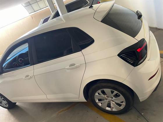 VOLKSWAGEN POLO 1.0 MPI MANUAL